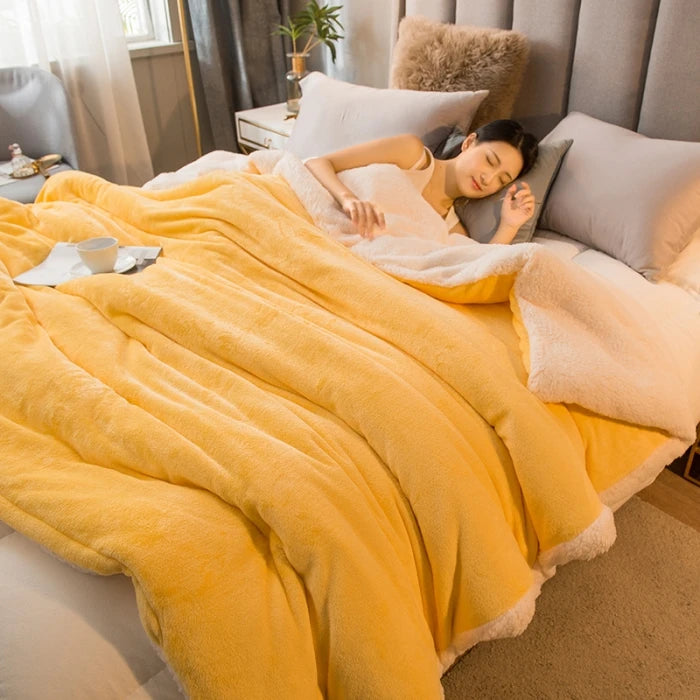 Premium Wool Throw Blanket – Double-Sided Warm Winter Duvet Cover for Bed, Sofa & Camping
